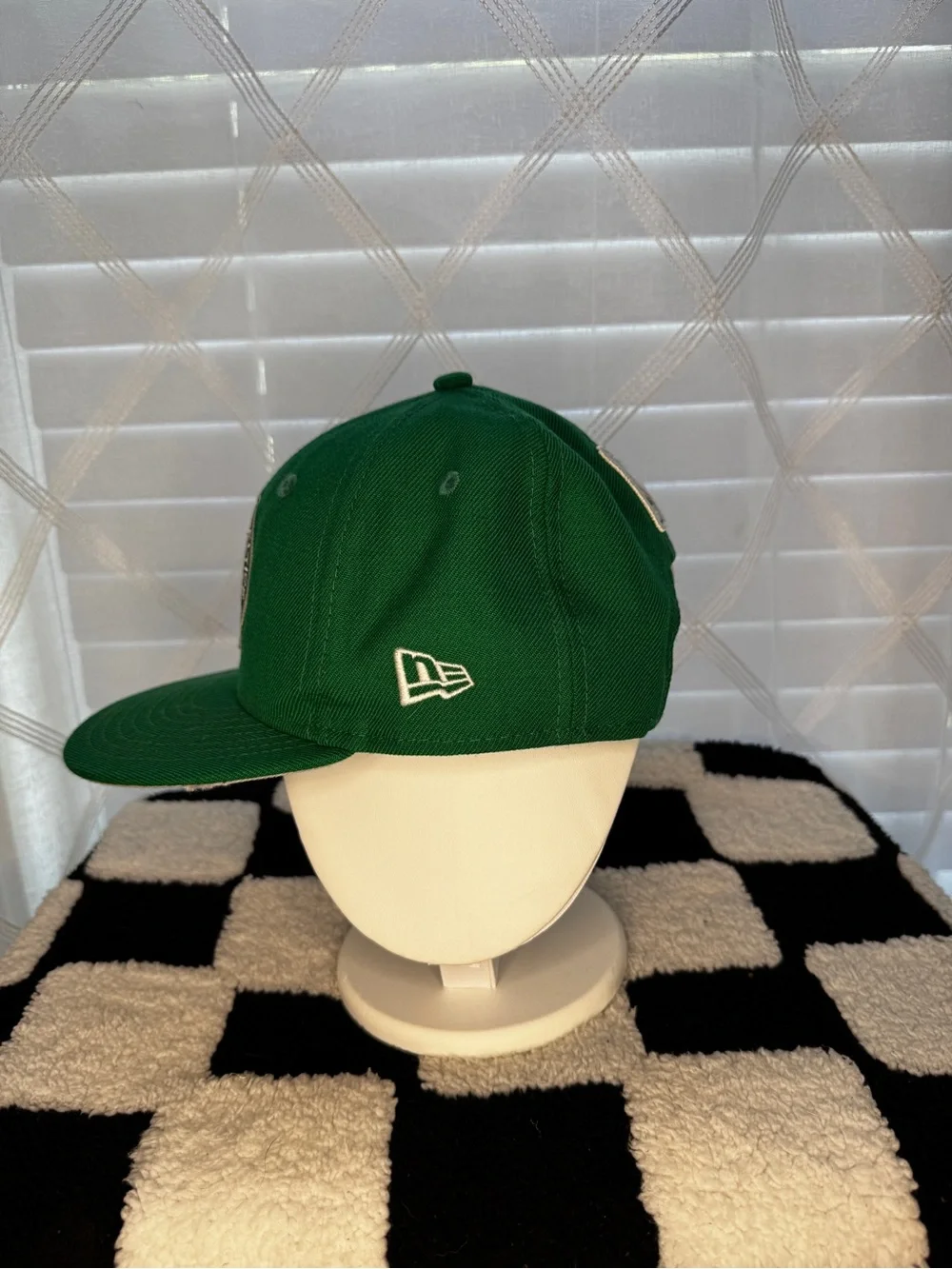 Boston Celtics New Era Flat Brim Adjustable Snapback Ball Cap Youth